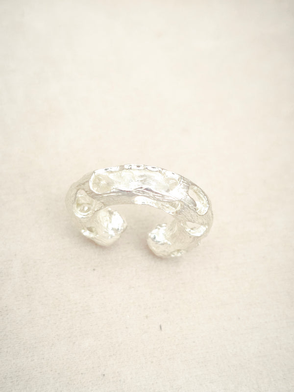 112 Ear Cuff De Lagunas Sin Tejido