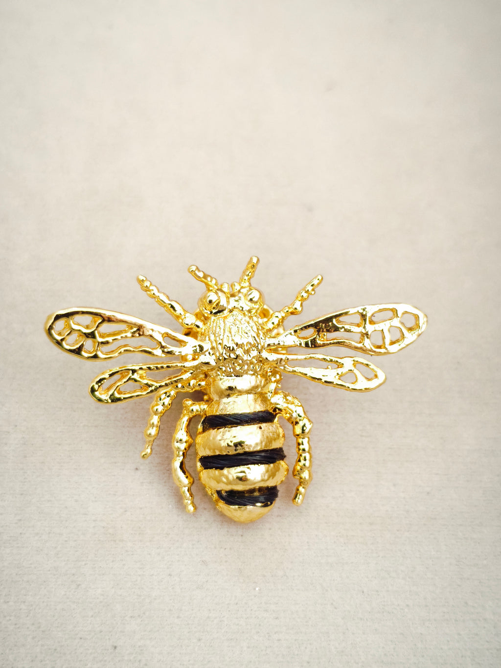 116 Broche De Abeja Reina