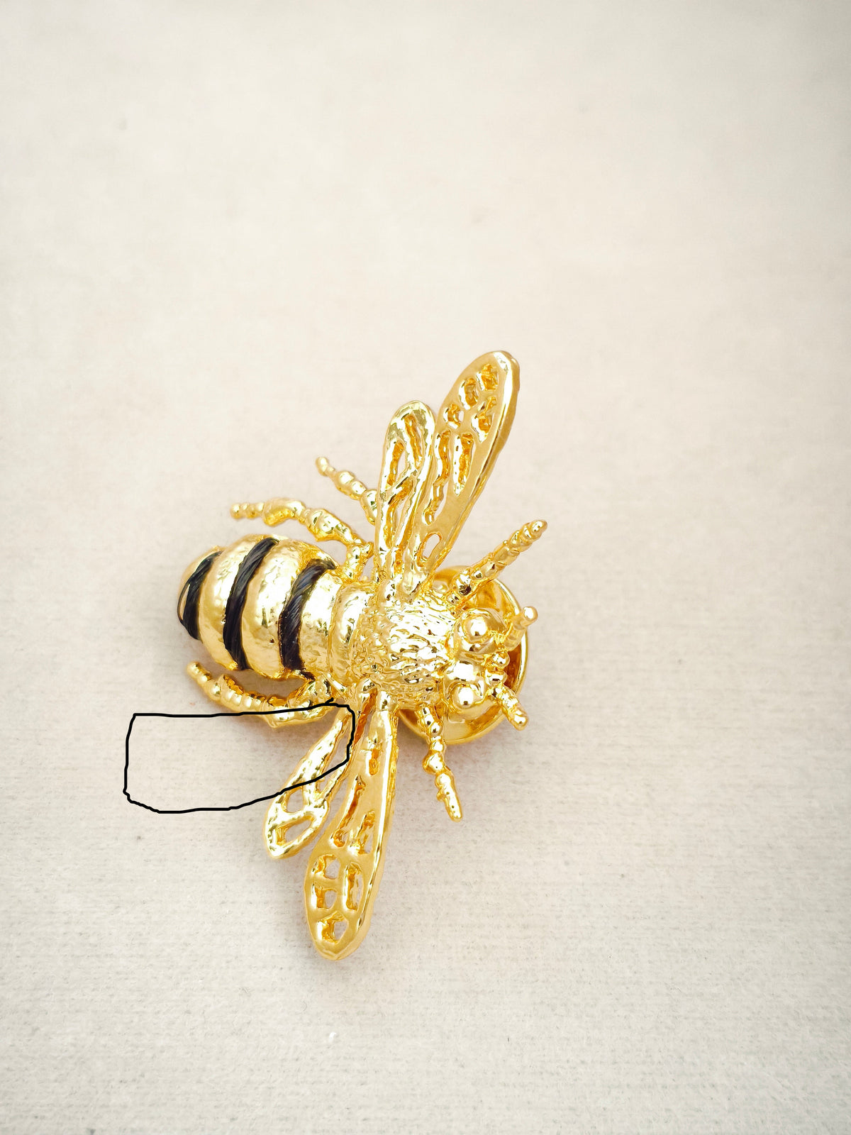 116 Broche De Abeja Reina