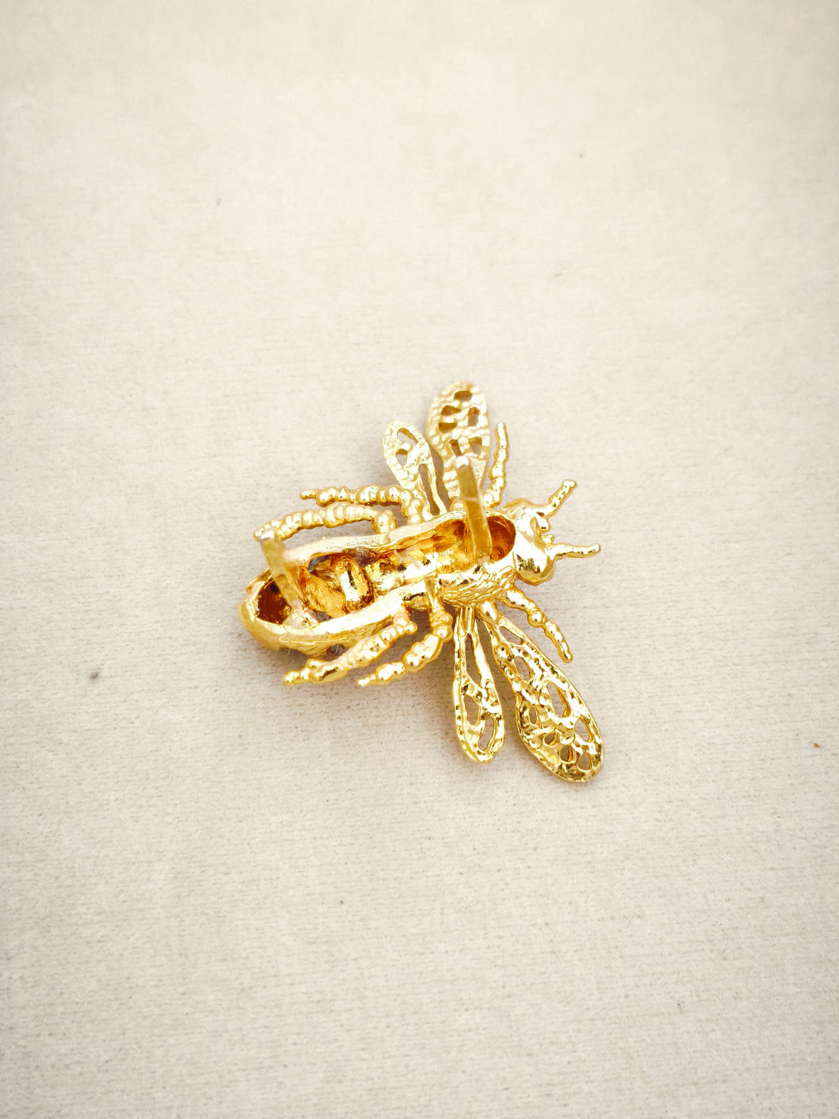 143 Broche Abeja Reina Herraje