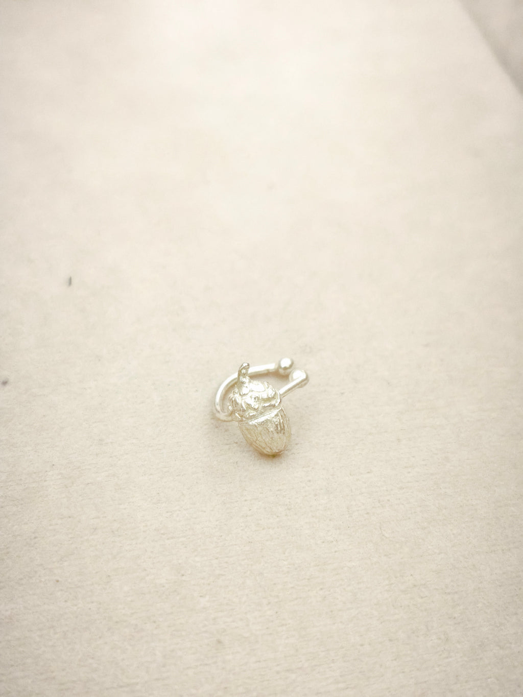 158 Ear Cuff Avellana