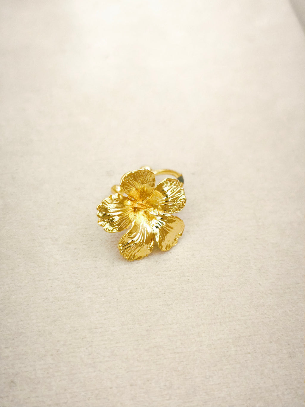 159 Ear Cuff Cayena