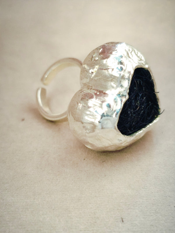 124 Anillo Corazón De Relieve Grande Tejido