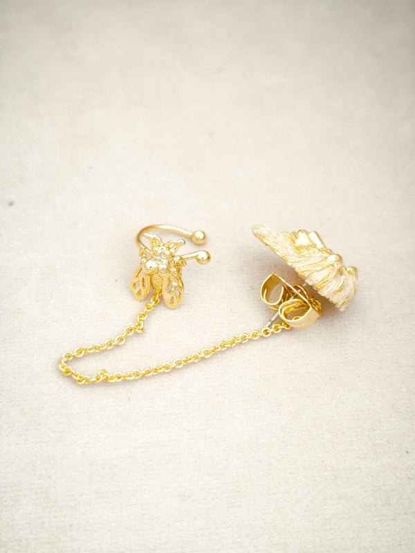 134 Ear Cuff De Cigarra León