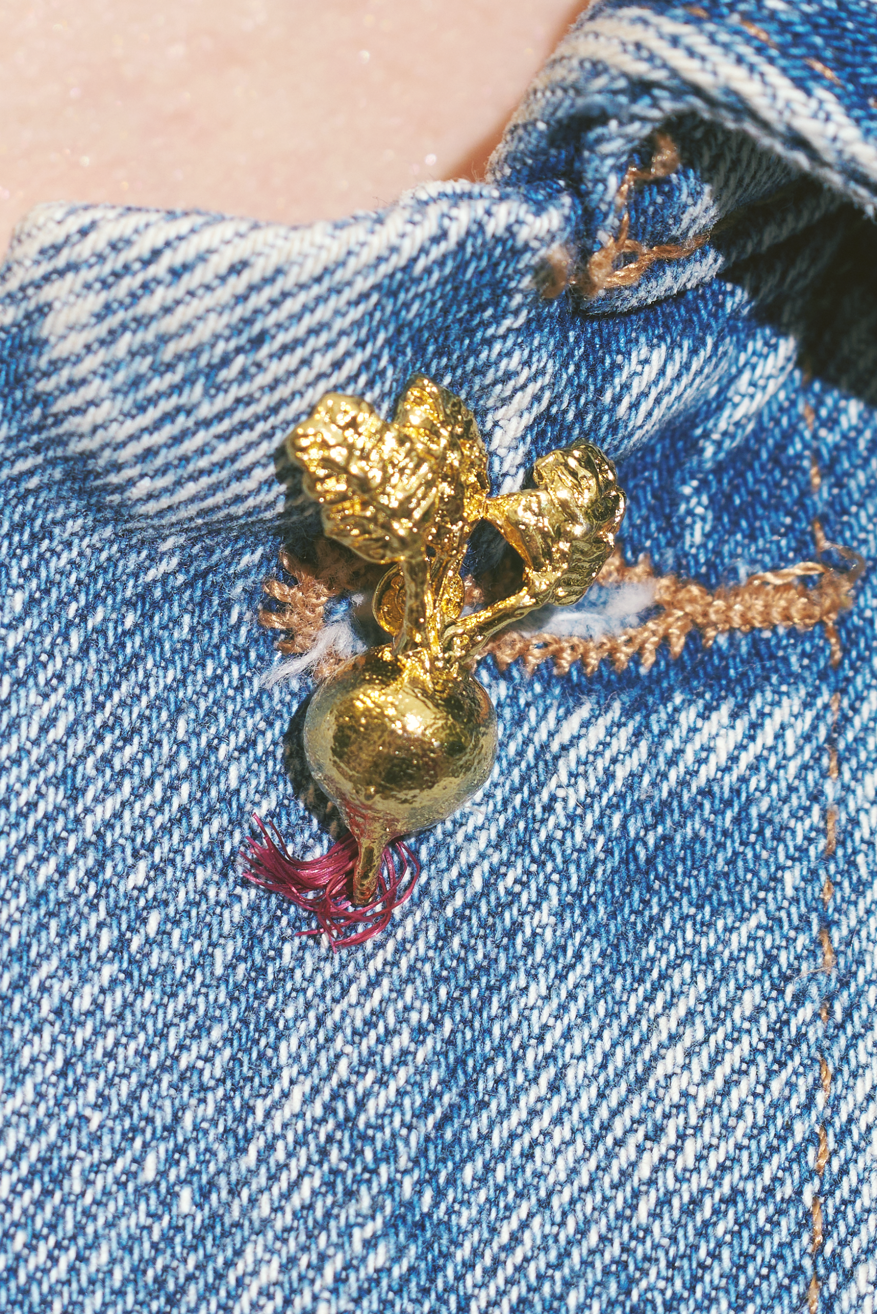 Broche De Remolacha