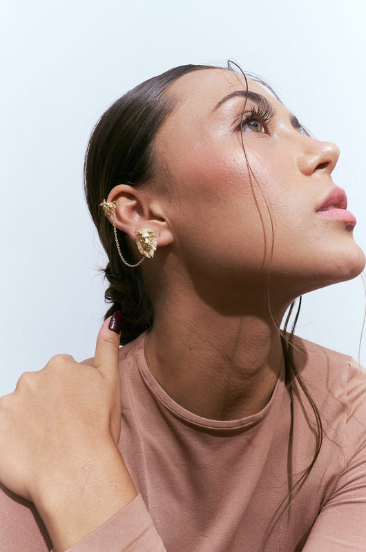 Ear Cuff De Cigarra León