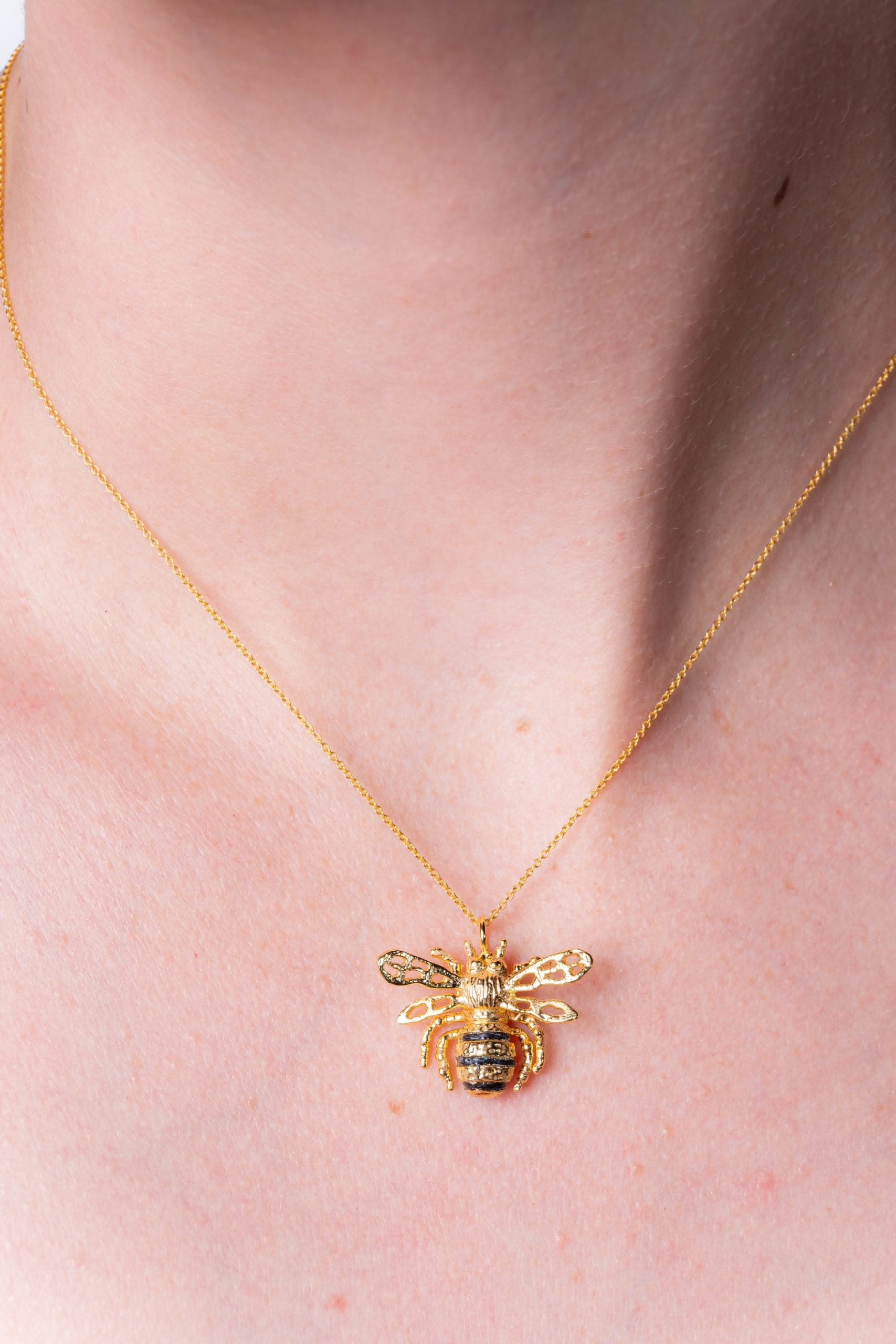 Cadena De Abeja