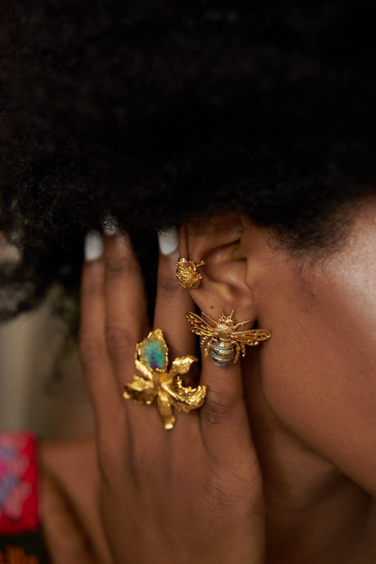 ARETES DE ABEJA REINA