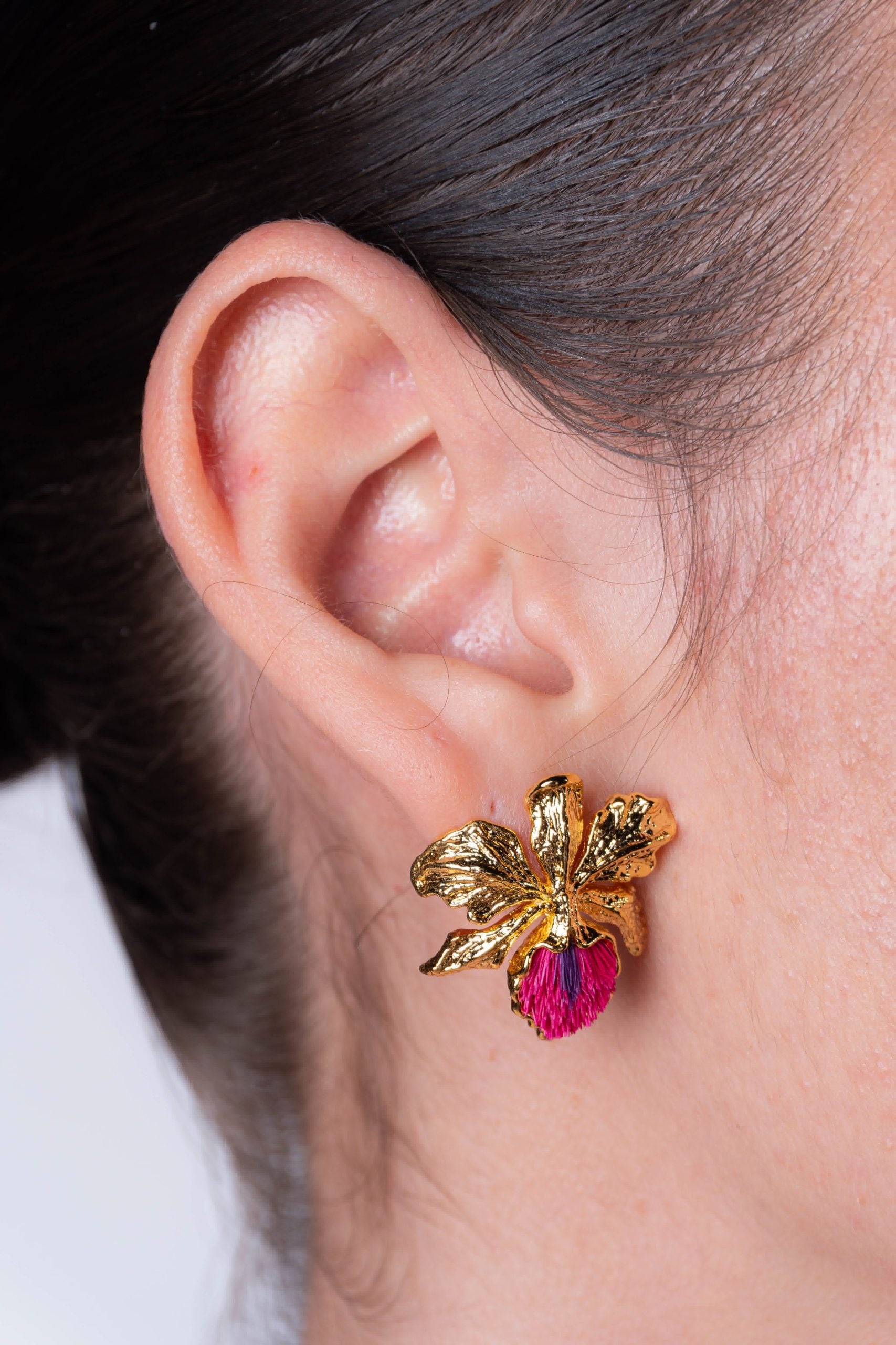 ARETES DE CATTLEYA MEDIANO