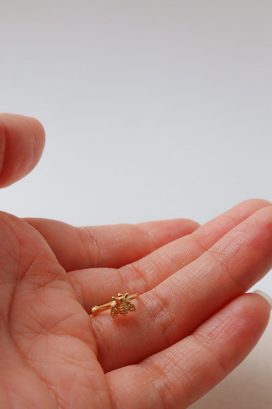 EAR CUFF DE ABEJA ANGELITA