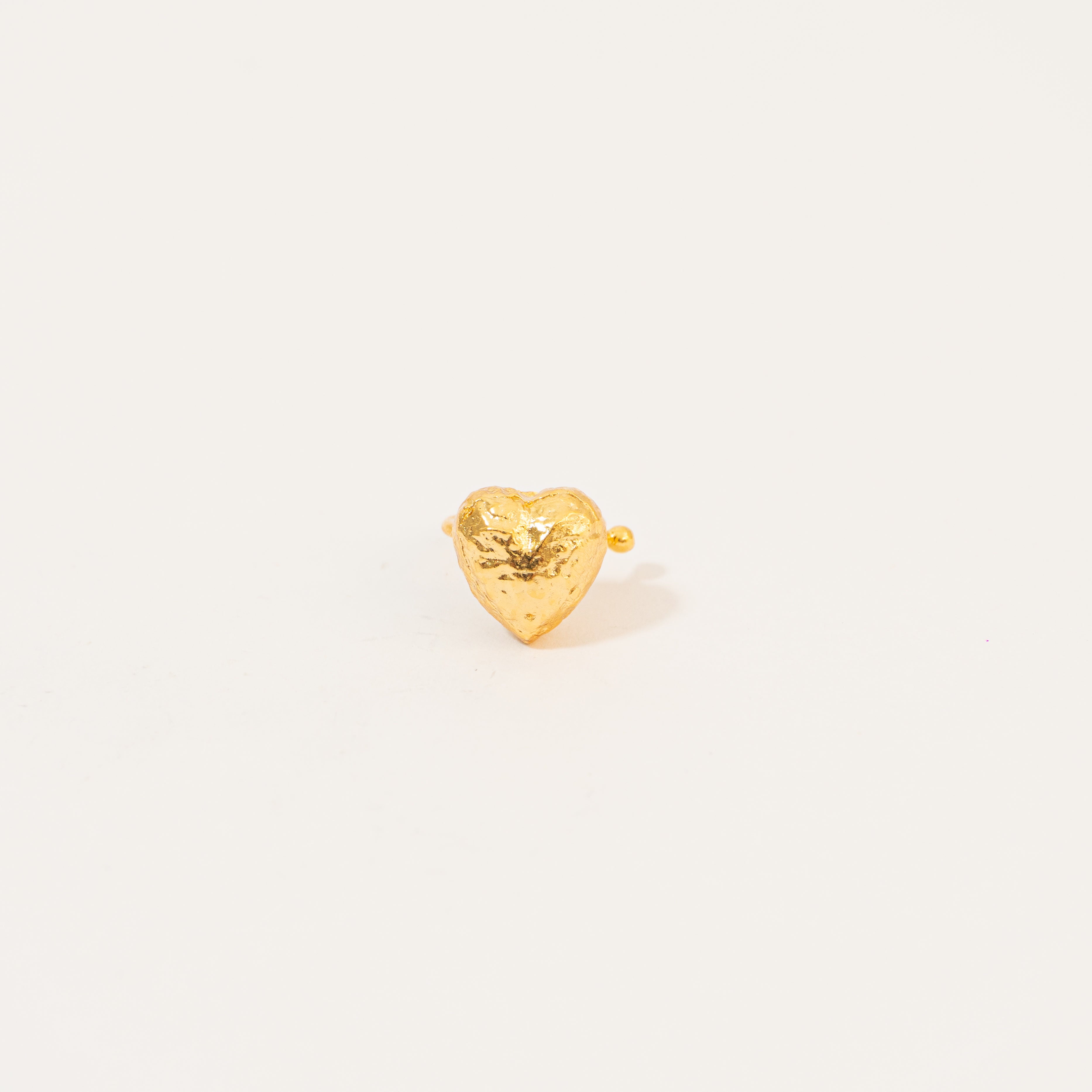 Ear Cuff Corazón De Relieve