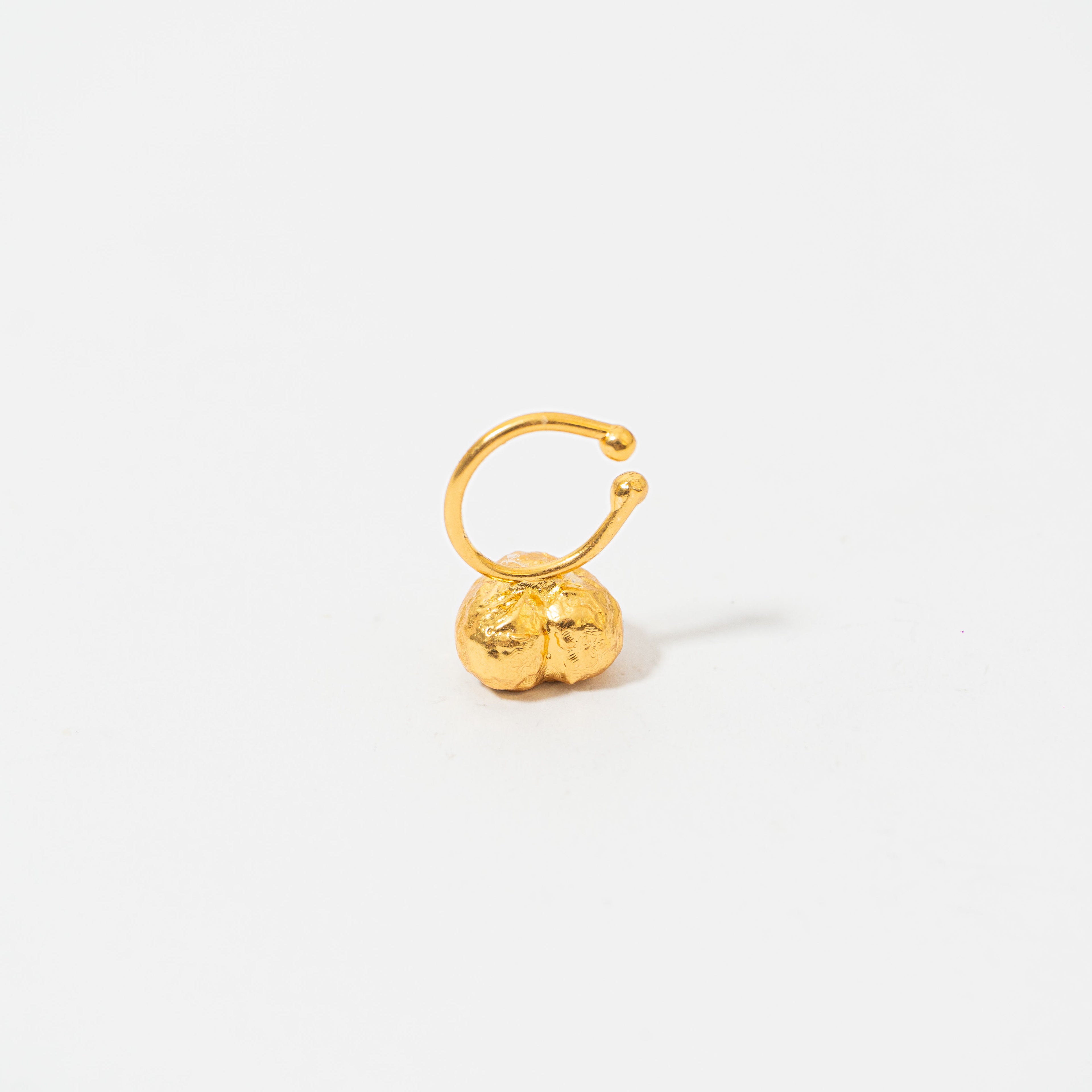 Ear Cuff Corazón De Relieve Tejido