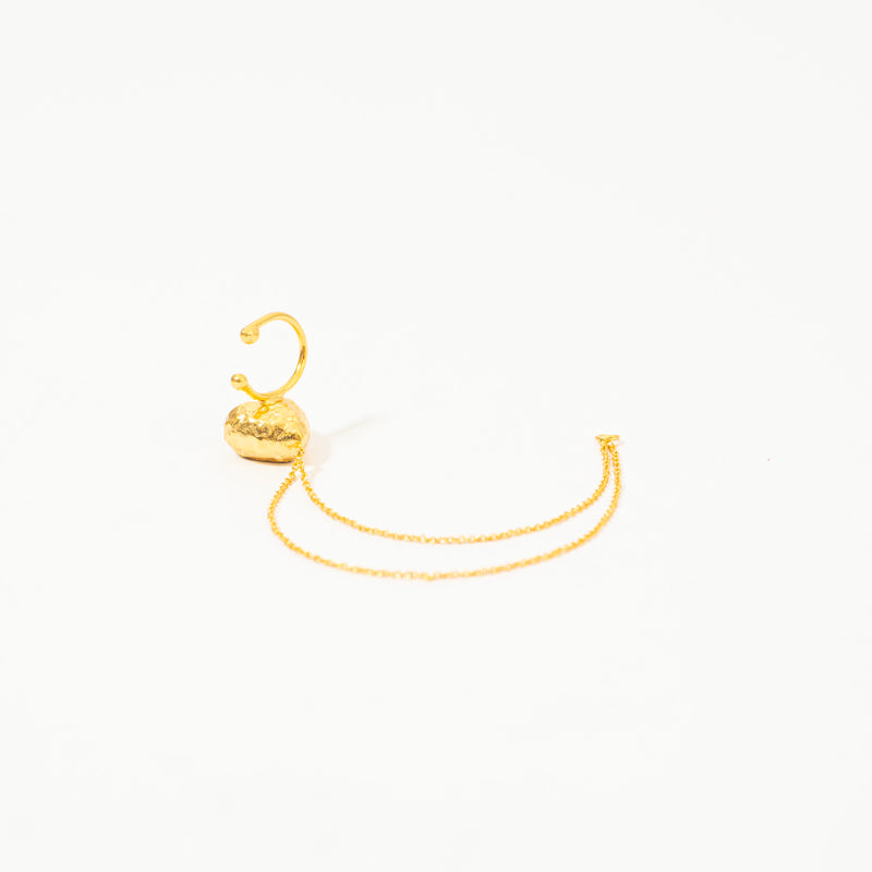 Ear Cuff Corazón De Relieve Colgante